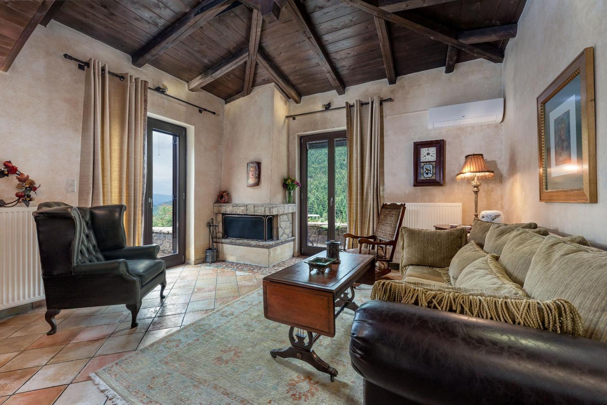 Ostra Menalon Luxury Suites Kardharás 客房 照片