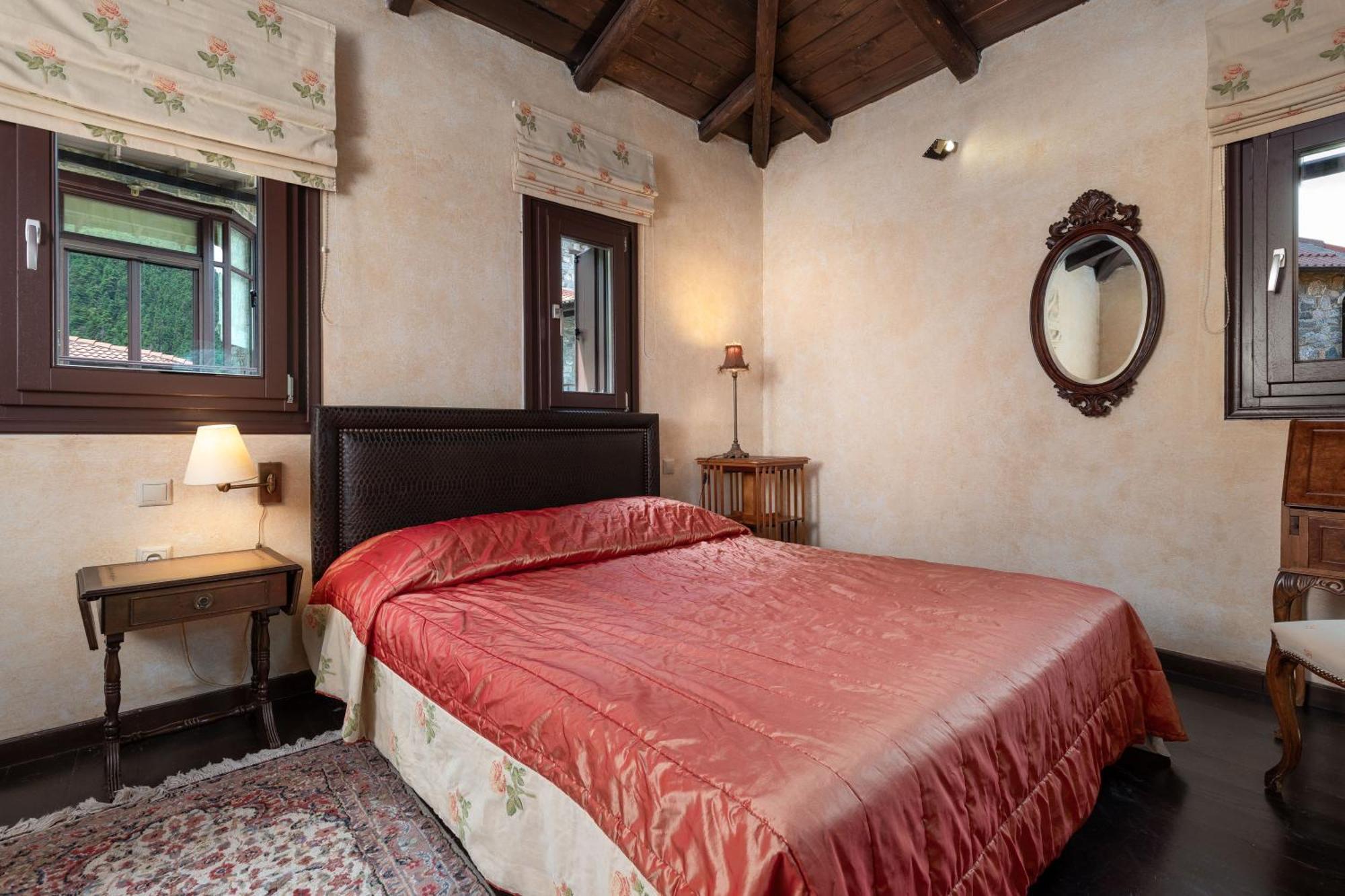Ostra Menalon Luxury Suites Kardharás 客房 照片